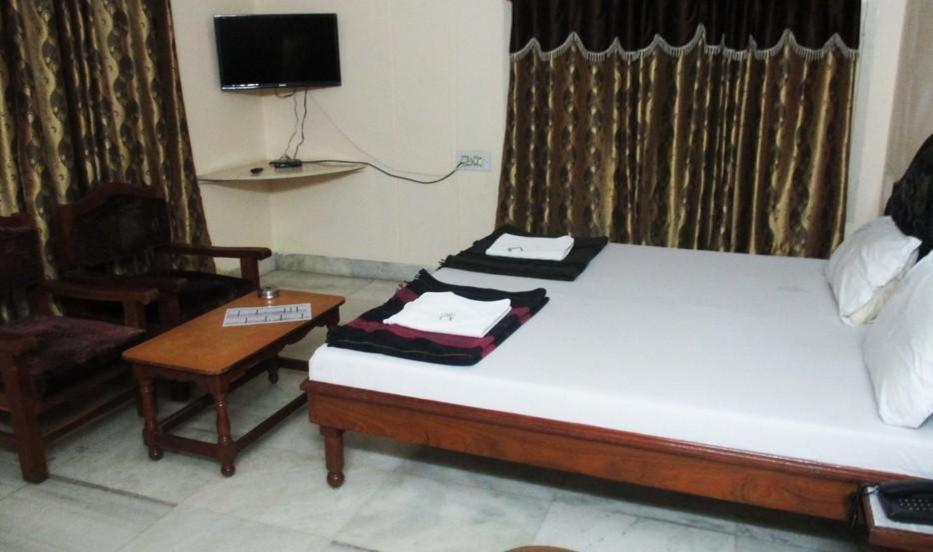 Hotel Geethanjali Residency Bhadrachalam Extérieur photo